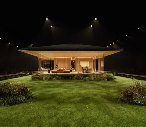 Prefabricated House Runway Sets