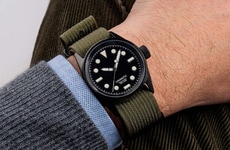 Illuminating Minimalist Timepieces