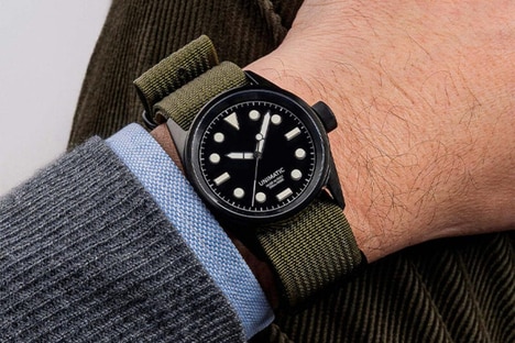 Illuminating Minimalist Timepieces