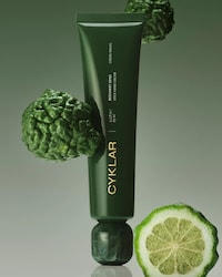 Fast-Absorbing Hand Creams Image 3