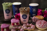 Decadent Pink-Themed Desserts Image 2