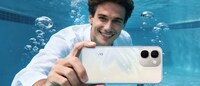 Stylish Waterproof Smartphones Image 1