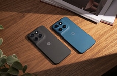 Cost-Conscious Flagship-Like Smartphones