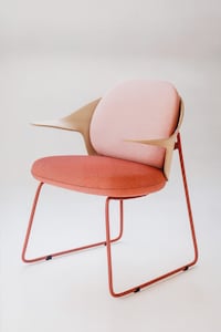 Curved Comfort Seating Image 3