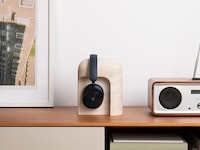 Sculptural Headphone Stands Image 1