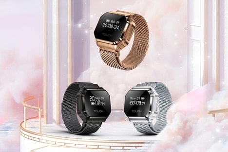 Micro-Sized Finger-Friendly Smartwatches