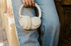 Minimalist Noise-Cancelling Over-Ear Headphones