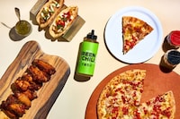 Versatile Sweet-Heat Condiments Image 1