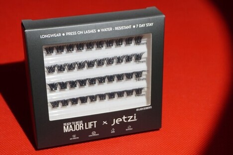 Press-On Lash Systems