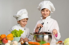 Child-Friendly Cooking Camps