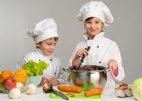 Child-Friendly Cooking Camps