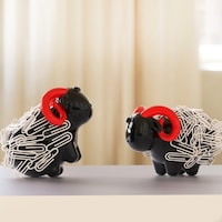 Magnetic Desk Accessories Image 2