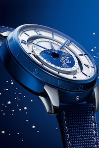 Luxe Mechanical Watches Image 1