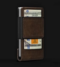 Hybrid Metallic Leather Wallets Image 4