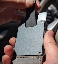 Hybrid Metallic Leather Wallets Image 5