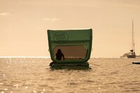 Water-Friendly Sun Shades Image 3