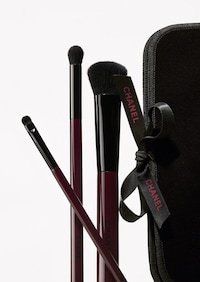 Noir-Inspired Luxury Cosmetic Collections Image 8