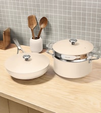 Premium Modern Cookware Lines Image 3