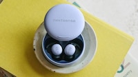 EEG-Powered Sleeping Earbuds Image 3