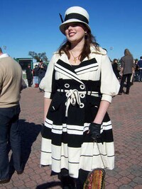 Thanksgiving Horse Racing Fashion Image 3