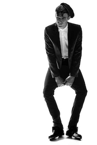 Shredded Male Fashion Image 5