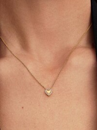 Timelessly Sophisticated Jewelry Designs Image 4