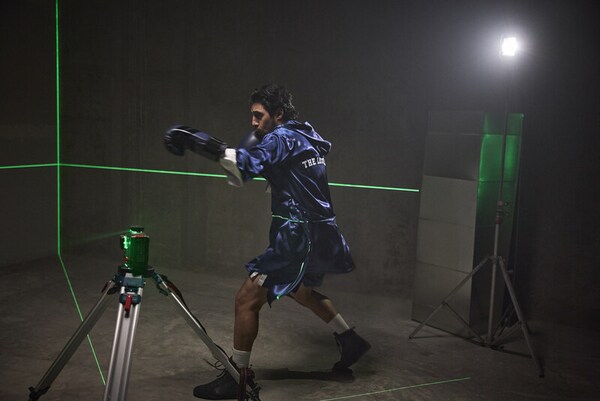 Boxing-Inspired Measuring Tools Campaigns: Bosch Power Tools Premieres ...