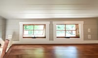 Cottage-Style Tiny Homes Image 3