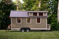 Cottage-Style Tiny Homes Image 8