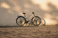 Speedy Commuter-Friendly eBikes Image 2