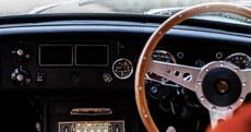 Classic Car Infotainments: Reluxe Stereo Adds Smart Features While ...