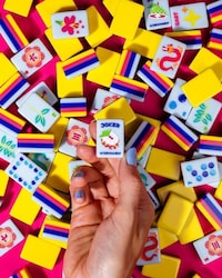 Beverage-Branded Mahjong Sets Image 2