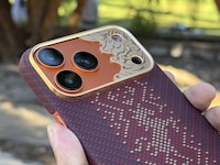 Festive Phone Case Designs Image 1