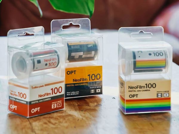 Miniature Retro Digital Cameras