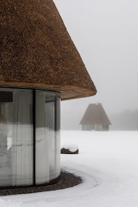 Thatched Modern Guesthouses Image 4