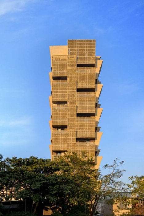 Climate-Responsive Housing