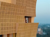 Climate-Responsive Housing Image 3