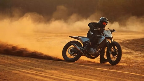 Adjustable Carbon Frame Motorcycles