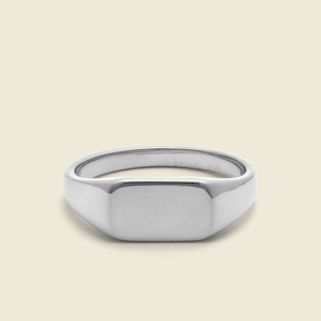 Aesthetic Signet Rings