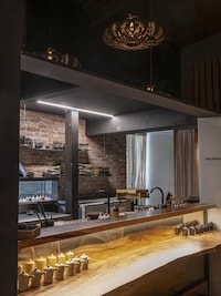 Chic Avant-Garde Restaurant Interiors Image 3