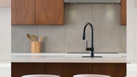 Splash-Free Faucet Designs Image 1