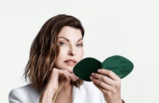 Exquisite Objets d'Art Collections