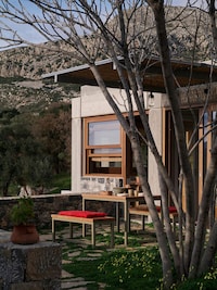 Olive Grove Retreats Image 3