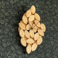 Leaf-Inspired Wall Clocks Image 2