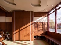 Child-Focused Caf&eacute; Interiors Image 2