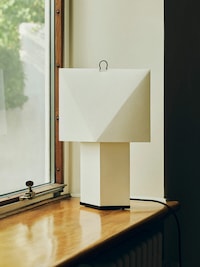 Lightweight Paper-Inspired Lamps Image 3