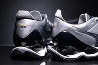 Silver Performance Runners Image 3