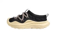 Dynamic Trail Running Shoes Image 2