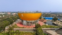 Badminton Centre Landmarks Image 2