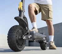 Shock-Free Electric Scooters Image 1